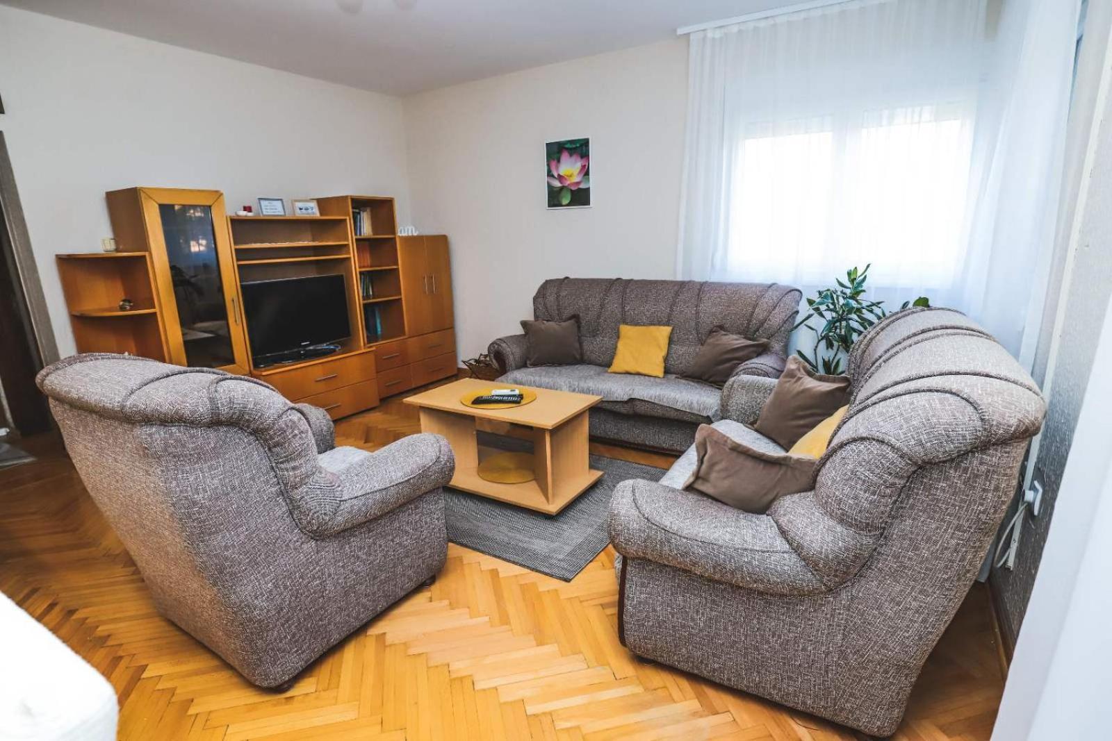 Vrnjačka BanjaLotusアパートメント エクステリア 写真